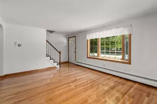 1534 Donohue Rd, Chicopee, MA 01020 - Photo 10