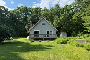 47 Horseshoe Cir, Ware, MA 01082 - Photo 2