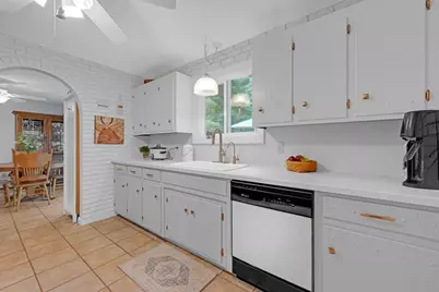 47 Horseshoe Cir, Ware, MA 01082 - Photo 14