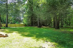 26 Oak Hill Rd, Greenfield, MA 01301 - Photo 8