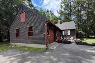 26 Oak Hill Rd, Greenfield, MA 01301 - Photo 6