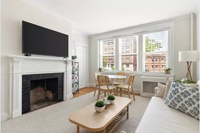 1992 Commonwealth Ave #4, Boston, MA 02135 - Photo 2