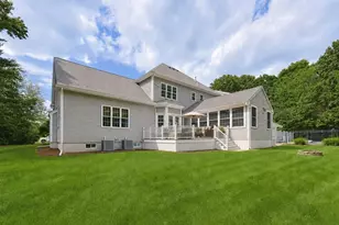 10 Weston Ave, Foxboro, MA 02035 - Photo 38