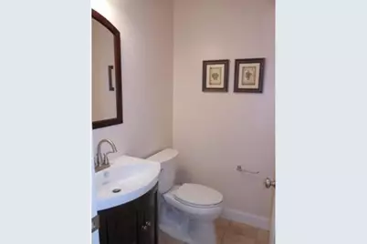 3 Oakley Rd #3, Watertown, MA 02472 - Photo 8
