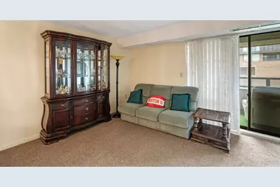 402 Paradise Rd #U: 3Q, Swampscott, MA 01907 - Photo 8