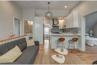 18 Sacramento Pl #2, Cambridge, MA 02138 - Photo 2