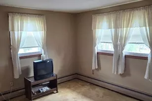284 Oak St, Methuen, MA 01844 - Photo 14