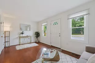 23 Milk St, Attleboro, MA 02703 - Photo 4