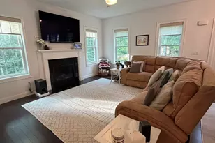 203 Albee Rd, Uxbridge, MA 01569 - Photo 6