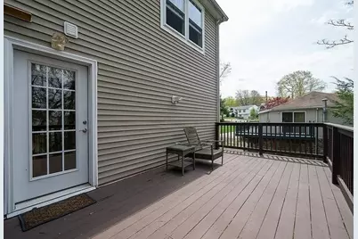 84 Valmor St, Worcester, MA 01604 - Photo 14