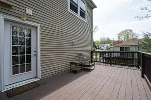 84 Valmor St, Worcester, MA 01604 - Photo 14