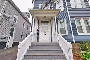 324 Cottage St, New Bedford, MA 02740 - Photo 4