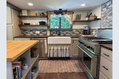38 West Elm St, Townsend, MA 01474 - Photo 4