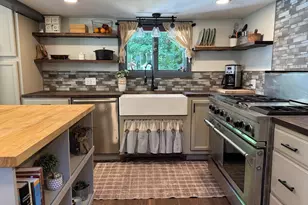 38 W Elm St, Townsend, MA 01474 - Photo 4