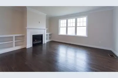 101 Oakdale Ave #1, Dedham, MA 02026 - Photo 2