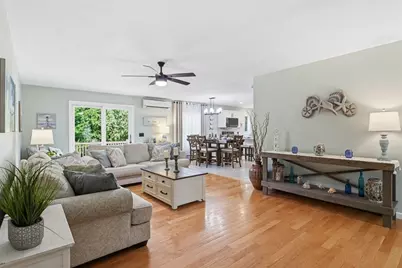 381 N Liberty St, Belchertown, MA 01007 - Photo 6