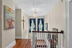 45 Yale St, Holyoke, MA 01040 - Photo 12
