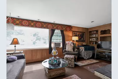 45 Yale St, Holyoke, MA 01040 - Photo 18