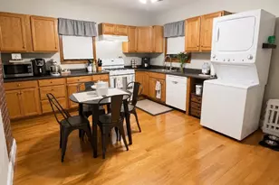 3 Sexton Ct, Boston, MA 02125 - Photo 4