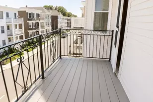 102 Saxton St, Boston, MA 02125 - Photo 10