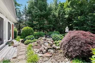 93 Wheel Meadow Dr, Longmeadow, MA 01106 - Photo 6