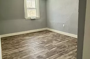 23 Trafalgar Sq, Barre, MA 01005 - Photo 20