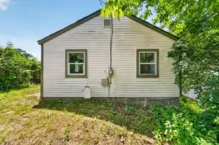 13 Woodland Dr, Lakeville, MA 02347 - Photo 4