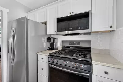 20 Ethel St, New Bedford, MA 02745 - Photo 4