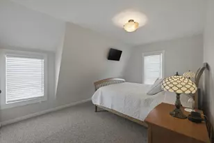 20 Ethel St, New Bedford, MA 02745 - Photo 16