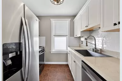 20 Ethel St, New Bedford, MA 02745 - Photo 2