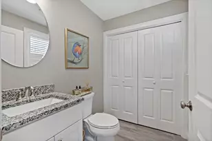 670 Bay St, Fall River, MA 02724 - Photo 18