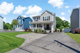 670 Bay St, Fall River, MA 02724 - Photo 2