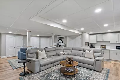 670 Bay St, Fall River, MA 02724 - Photo 30