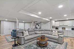 670 Bay St, Fall River, MA 02724 - Photo 30