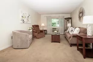 74 Beach St, Woburn, MA 01801 - Photo 6