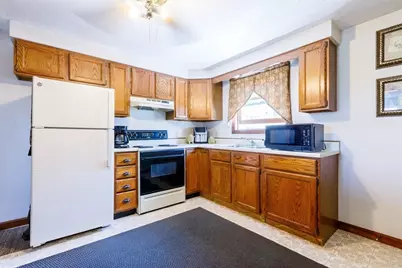 170 Perry Ave #3A, Worcester, MA 01610 - Photo 10