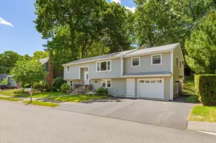 94 Judge Rd, Lynn, MA 01904 - Photo 2