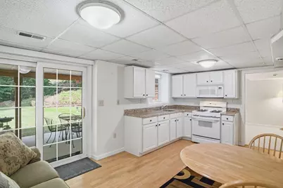 20 Emerald St, Tyngsborough, MA 01879 - Photo 32