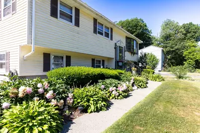 14 Highfield Dr, Brockton, MA 02301 - Photo 4
