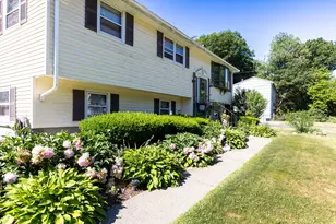 14 Highfield Dr, Brockton, MA 02301 - Photo 4