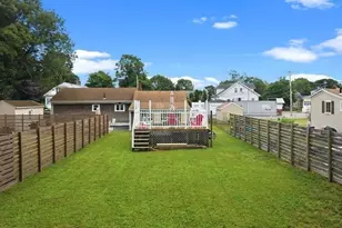 10 Ash St, Fairhaven, MA 02719 - Photo 36