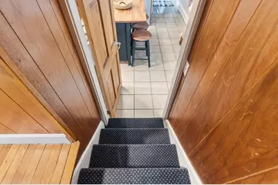 10 Ash St, Fairhaven, MA 02719 - Photo 20