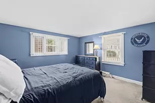 10 Ash St, Fairhaven, MA 02719 - Photo 18