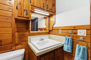 73 Chestnut St, Fairhaven, MA 02719 - Photo 26