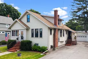 73 Chestnut St, Fairhaven, MA 02719 - Photo 1