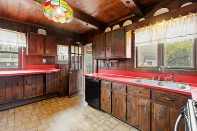 73 Chestnut St, Fairhaven, MA 02719 - Photo 14