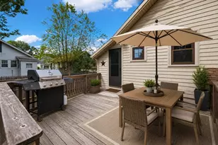 73 Chestnut St, Fairhaven, MA 02719 - Photo 8