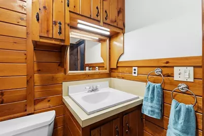 73 Chestnut St, Fairhaven, MA 02719 - Photo 26