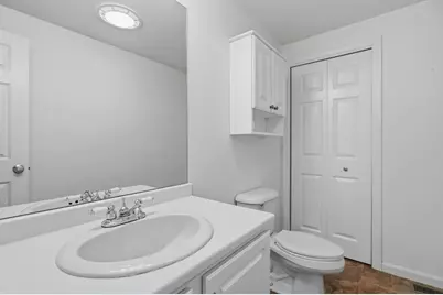 34 Saw Mill Pond Rd #34, Fitchburg, MA 01420 - Photo 16