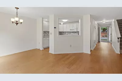 34 Saw Mill Pond Rd #34, Fitchburg, MA 01420 - Photo 6